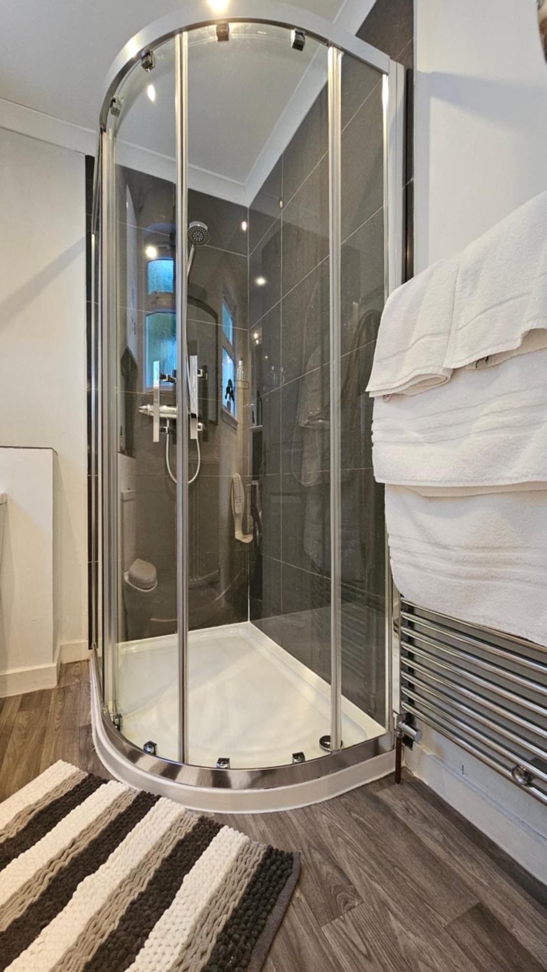 Ards House Self Catering Apartment With Sea Views オーバン エクステリア 写真